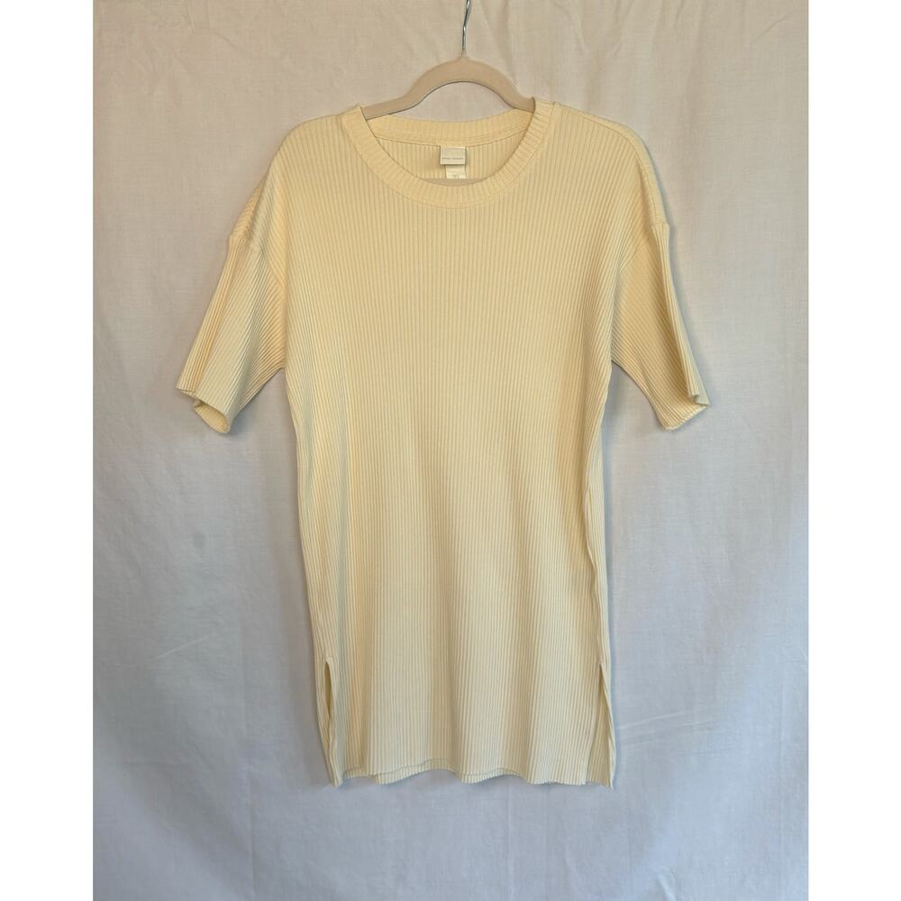 H&M Basics short sleeve shirt